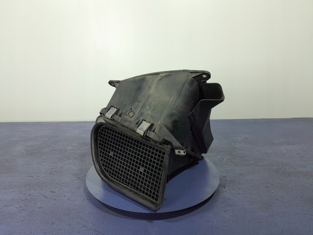 фото №1, Mercedes r w251 корпус впуск воздуха a2518300053 a2518300040
