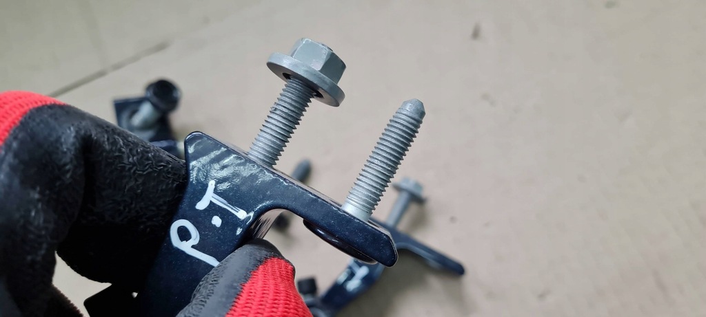 фото №9, Sq8 4m rsq8 q8 петля петлі двері праве правий задня задні комплект lj5l