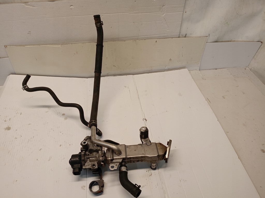 фото №5, Клапан egr радіатор вихлопних газів toyota prius iii