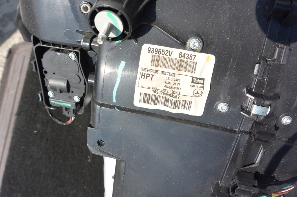 фото №8, Mercedes-benz оригинальный номер 1690290864