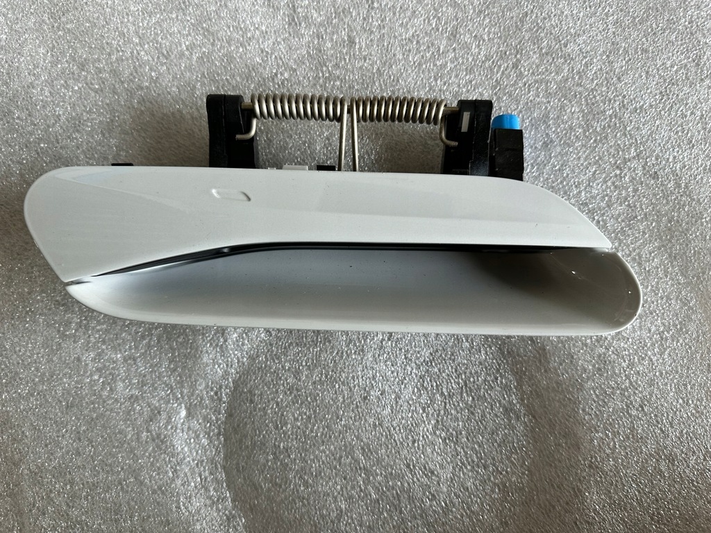 фото №1, Vw id.4 ручка наружная дверь правый перед 11a837210....