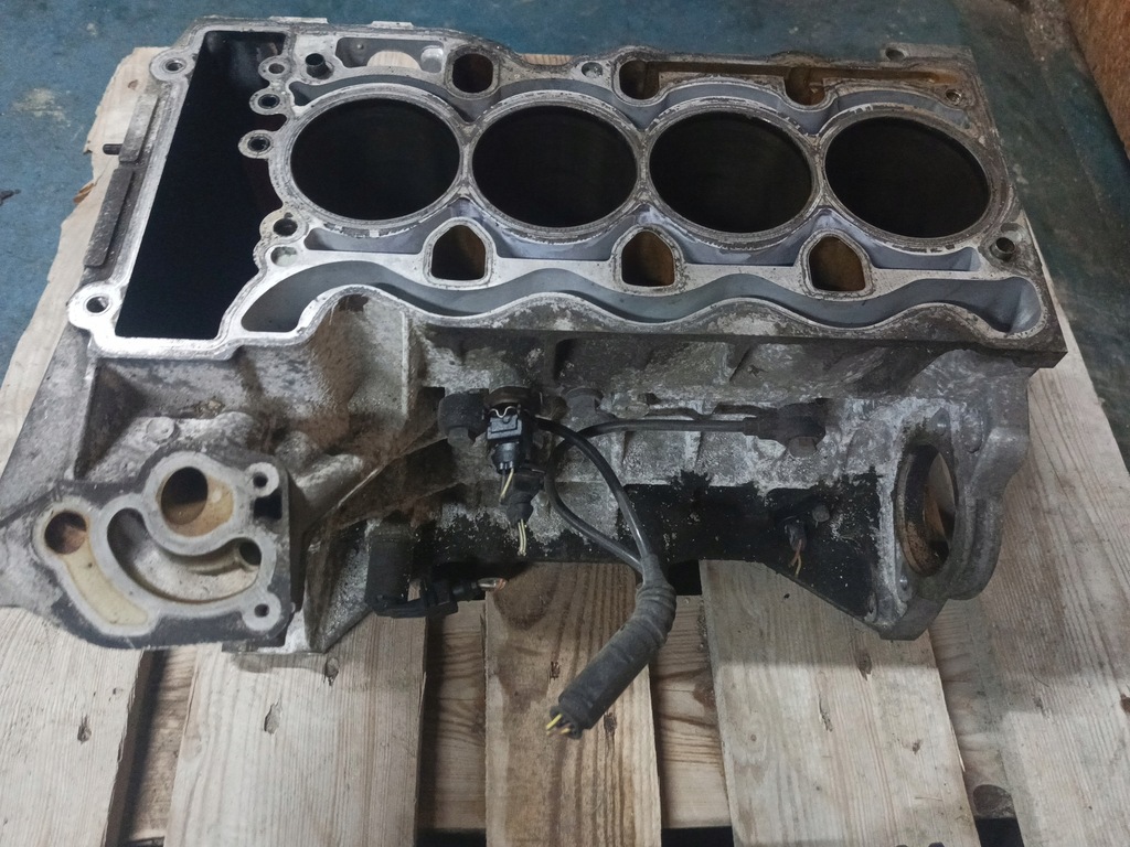 фото №9, Bmw e87 e90 n43 n43b20a блок двигателя основание номинал