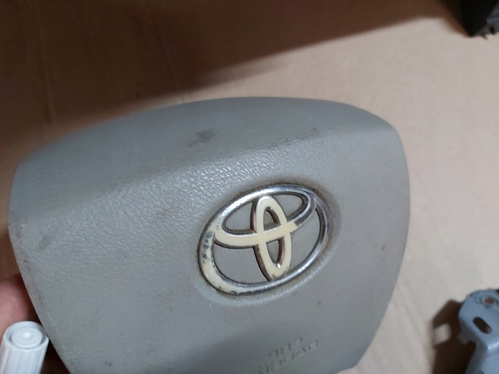 фото №5, Toyota sienna приборная панель air bag подушка ремни оригинал