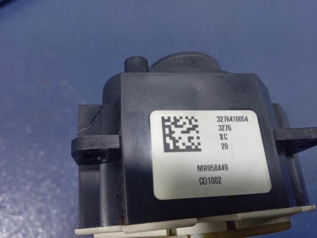 фото №6, Mitsubishi galant ix переключатель кондиционера i обдув mr958449