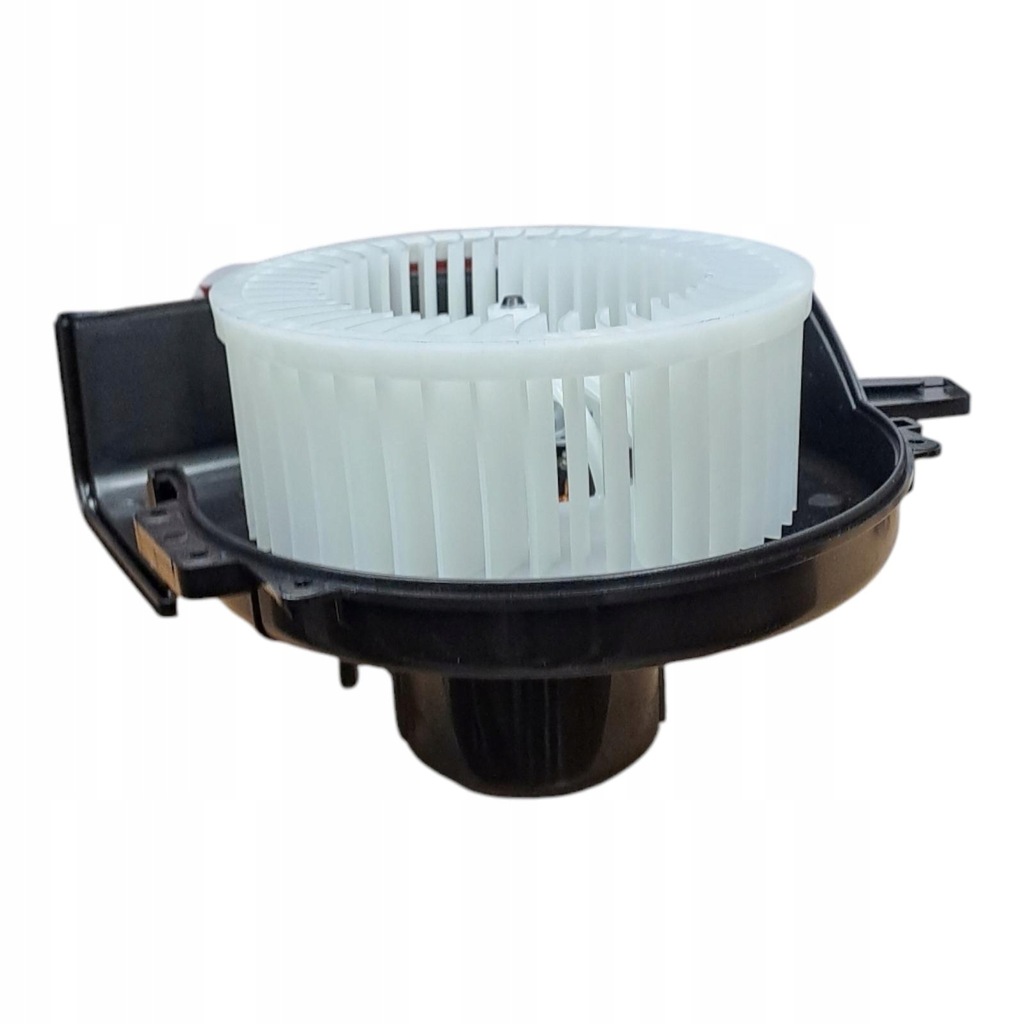 фото №8, Воздуходувка вентилятор отопителя skoda fabia i ii cordoba ibiza polo iv mqf