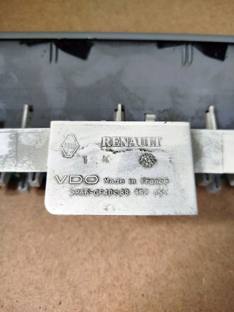 фото №5, Дисплей годинник renault twingo i 8200121172