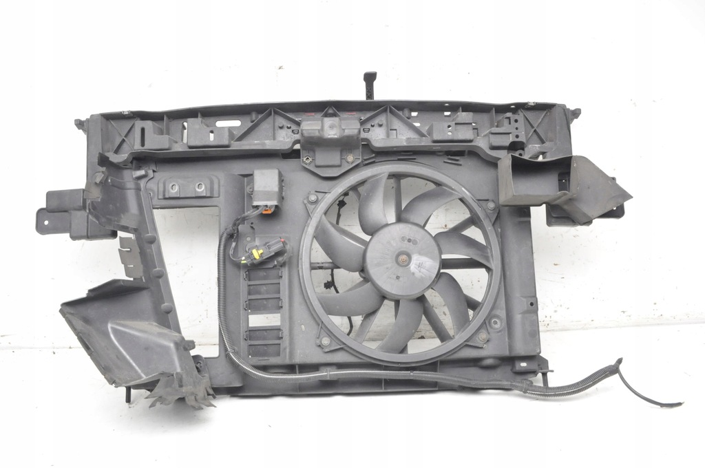 фото №1, Peugeot 407 2.7 hdi pas передний усилитель