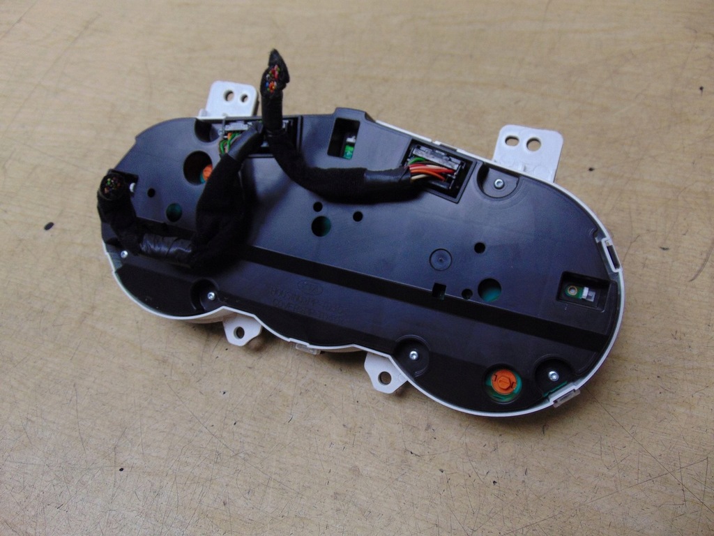 фото №9, Лічильник приладова панель kia venga 1.4 crdi 94004-1p590 europ