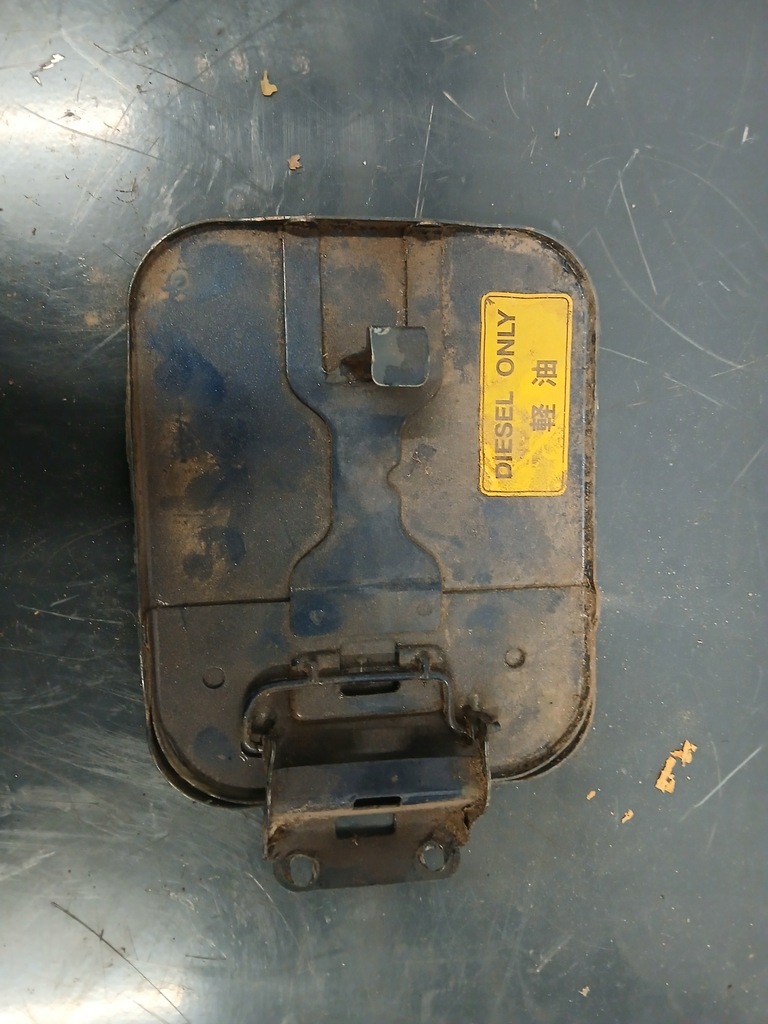 фото №6, Suzuki vitara i 2.0 tdrf кришка заливної пального