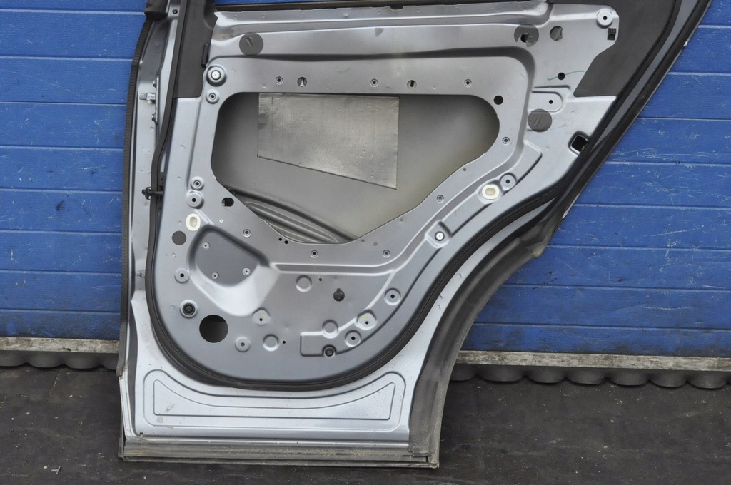 фото №11, Land rover discovery l462 дверь правый задняя задние