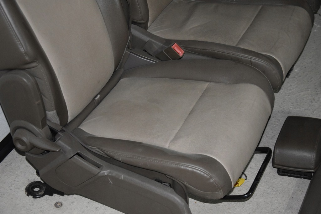 фото №9, Dodge journey сиденья заднее сиденье обшивки kpl 7человек подогрев электрика