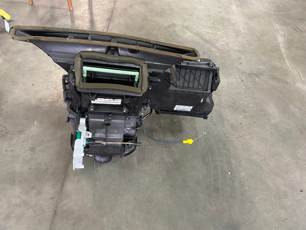 фото №2, Mini one coupeer r50 r52 r53 отопитель воздуходувка