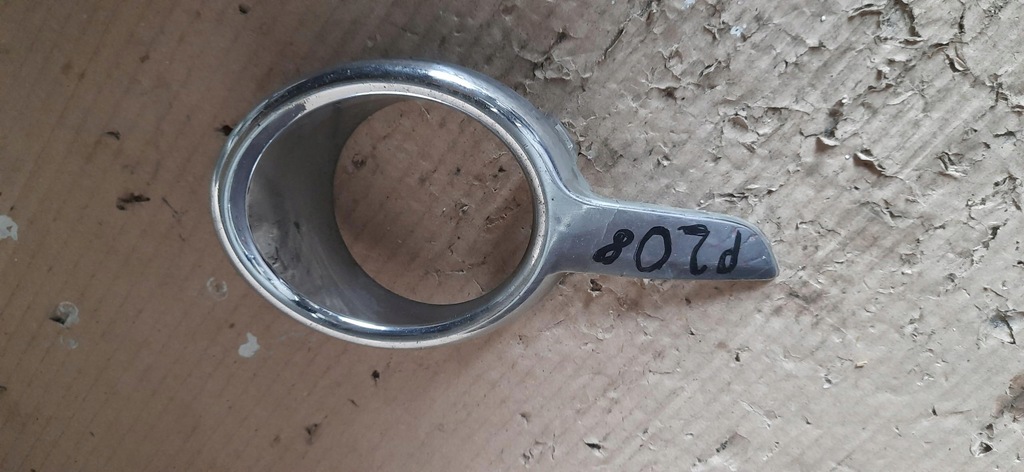 фото №1, Рамка протитуманної фари права peugeot 208 i 9673233277