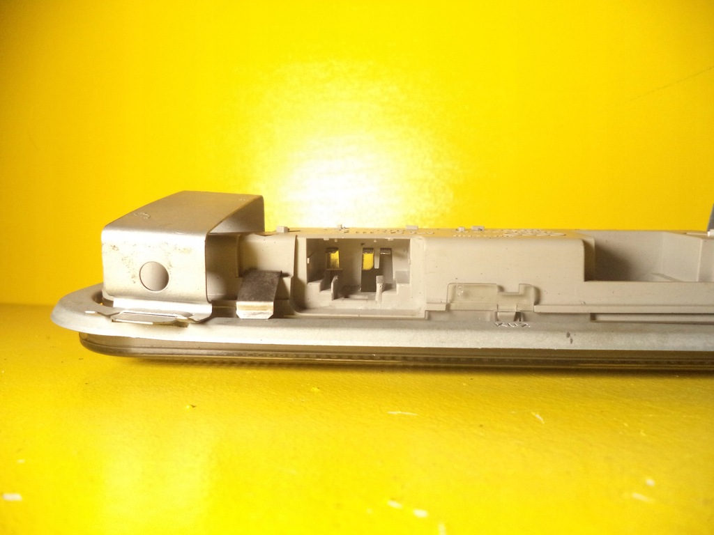 фото №5, Audi a4 лампа освітлення салону кабіни 8p0947111a