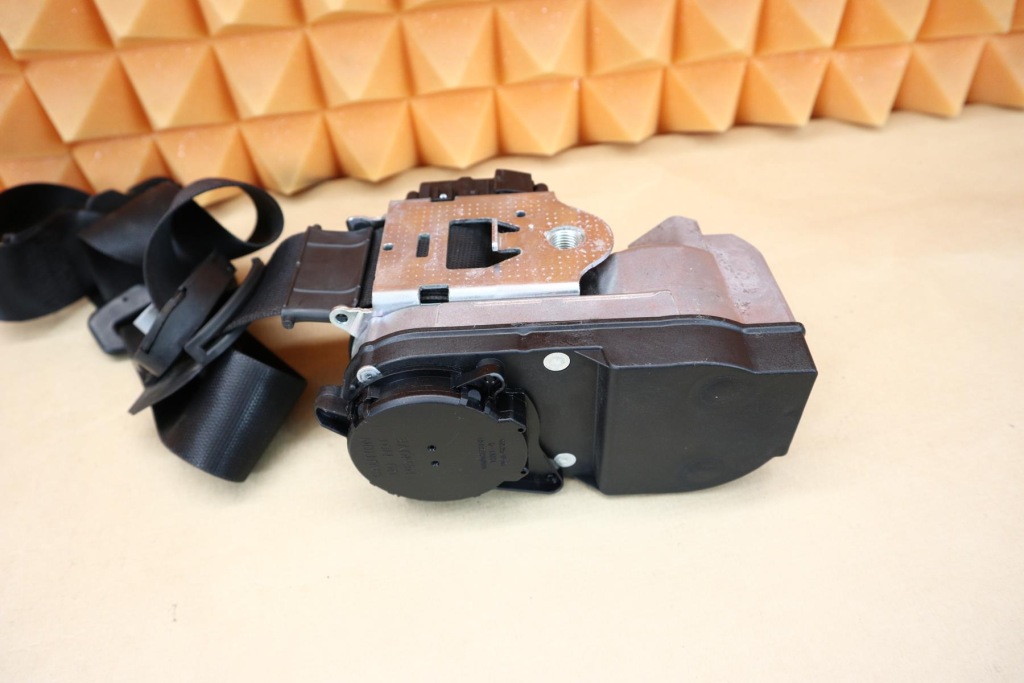 фото №3, Mercedes ml w164 lift pas натягувач правий перед