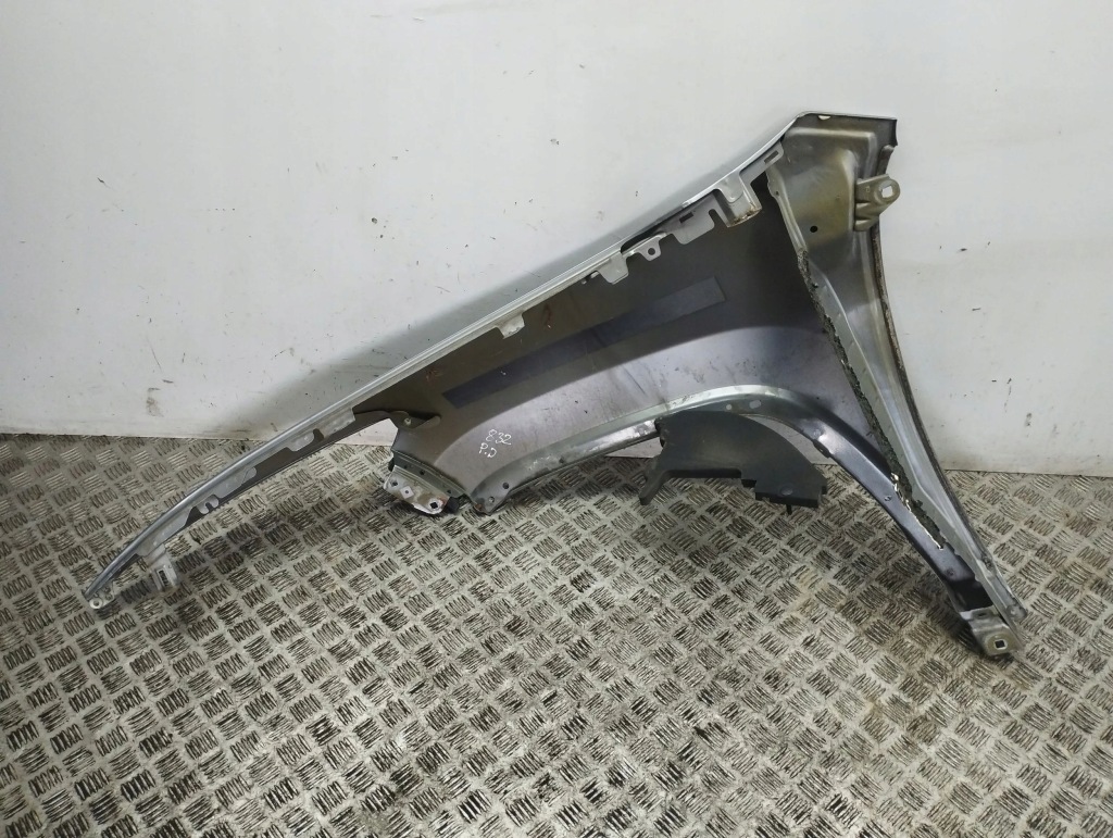 Jeep cherokee 2015 права сторона крило передній Ціна