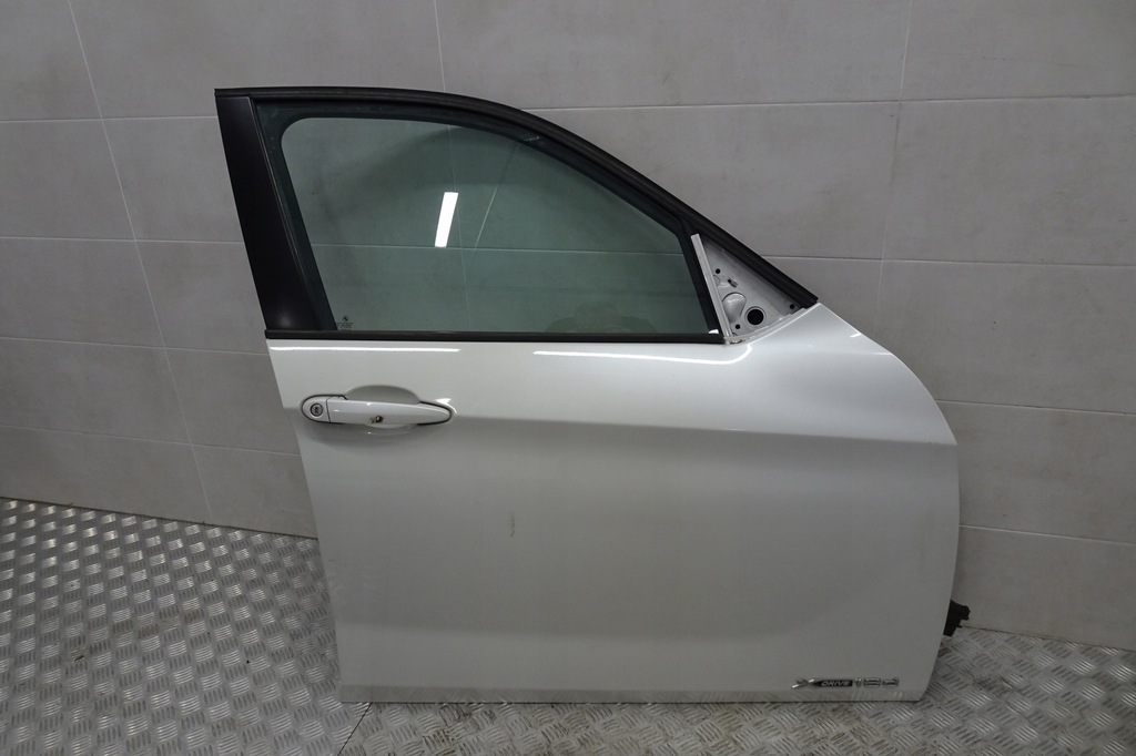 фото №1, Bmw x1 e84 дверь передние перед правое