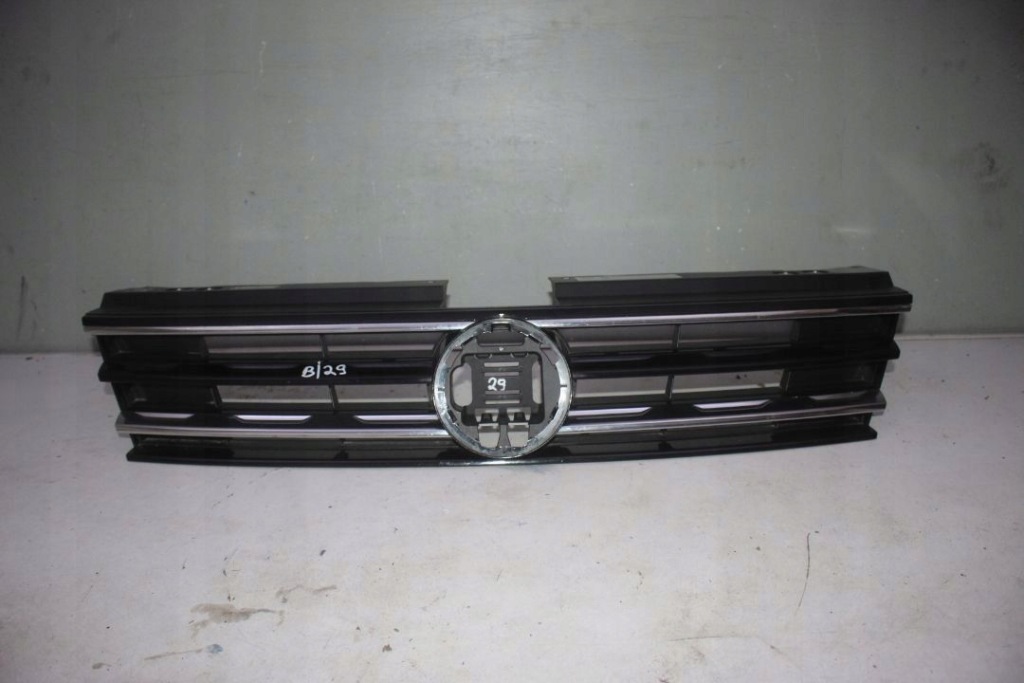 фото №1, Решётка радиатора vw tiguan ii 2