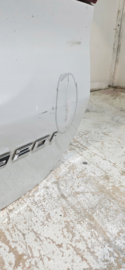 Bmw x1 f48 крышка багажника задняя багажника Цена