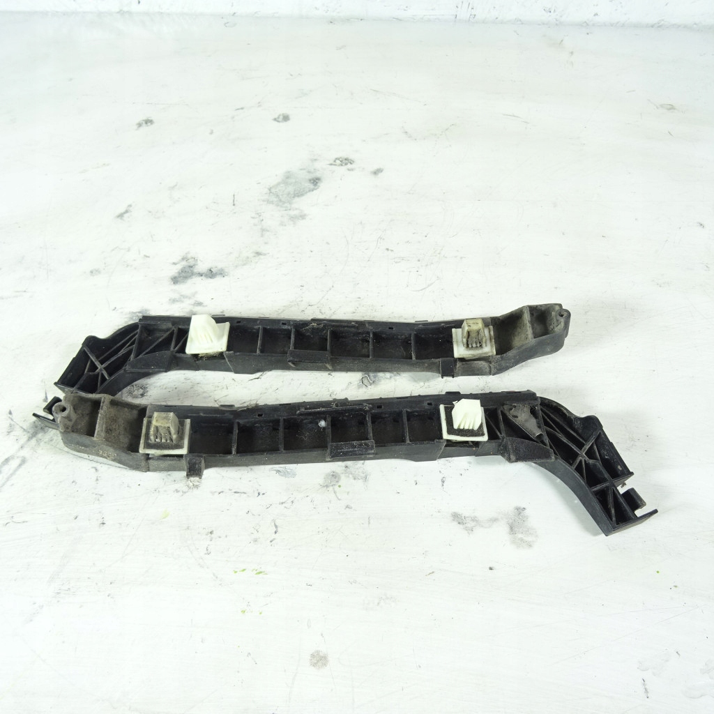 фото №1, Honda civic viii 8 ufo 5d напрямні бампера задня