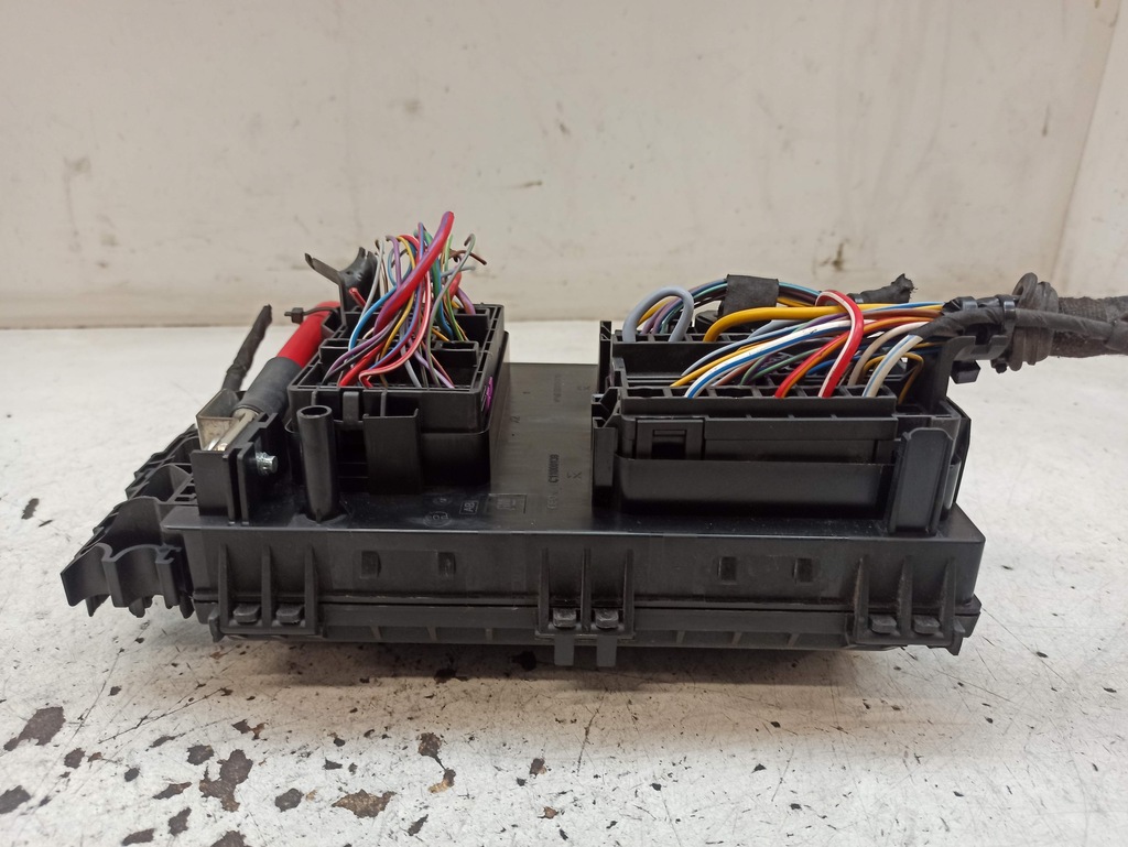 фото №6, Opel astra j 1.7d коробка предохранителей c11000139