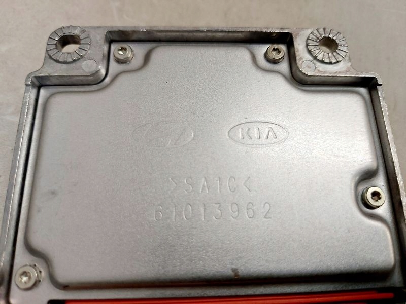 фото №8, Hyundai i40 модуль подушок повітряних датчик модуль подушка безпеки 95910-3z300