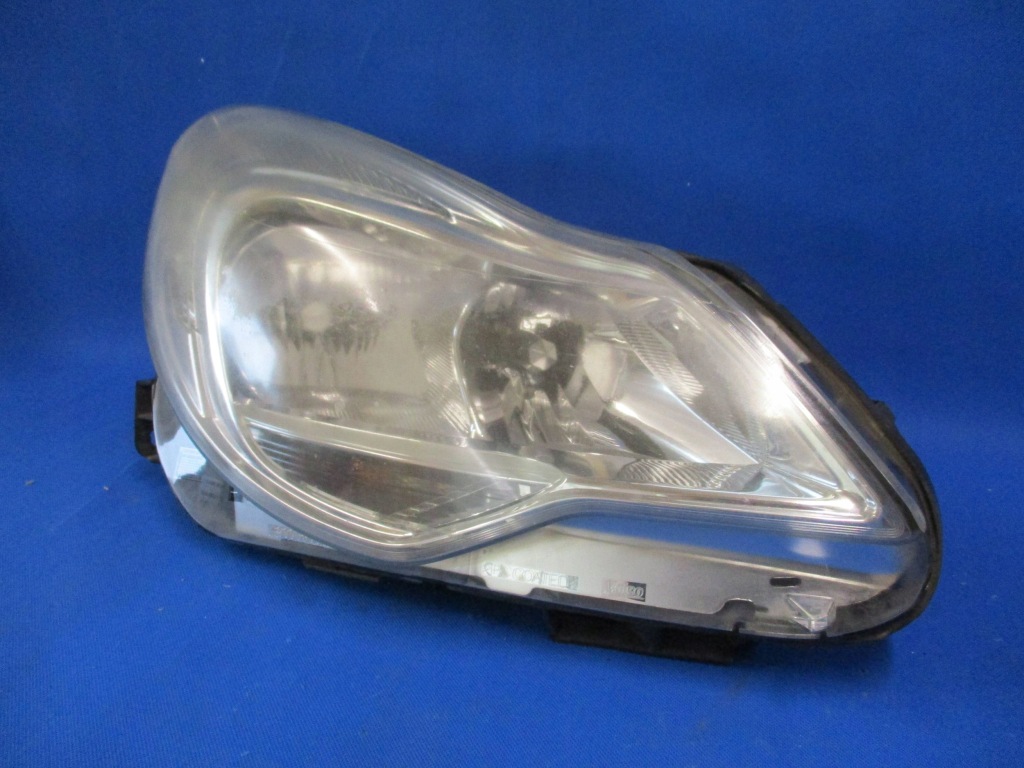 фото №1, Лампа перед передня права opel corsa d lift 13392706 europa