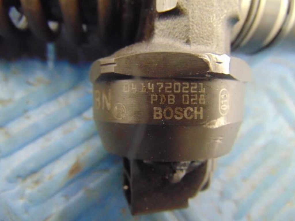 Volkswagen caddy 3 1.9tdi форсунка дизель 0414720221 в Україні