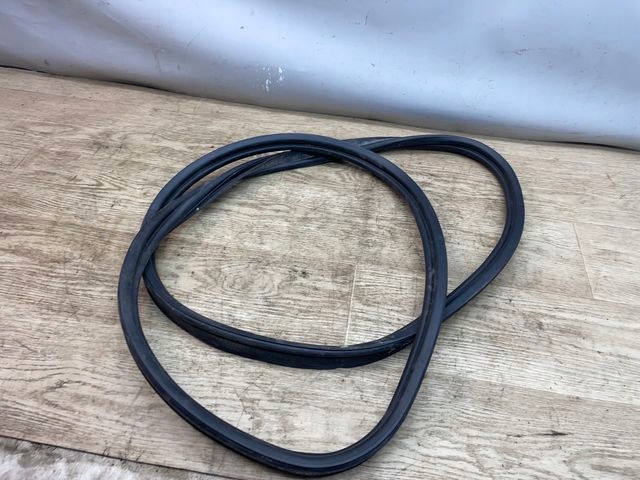 фото №5, Volvo s90 long прокладка крышки багажника