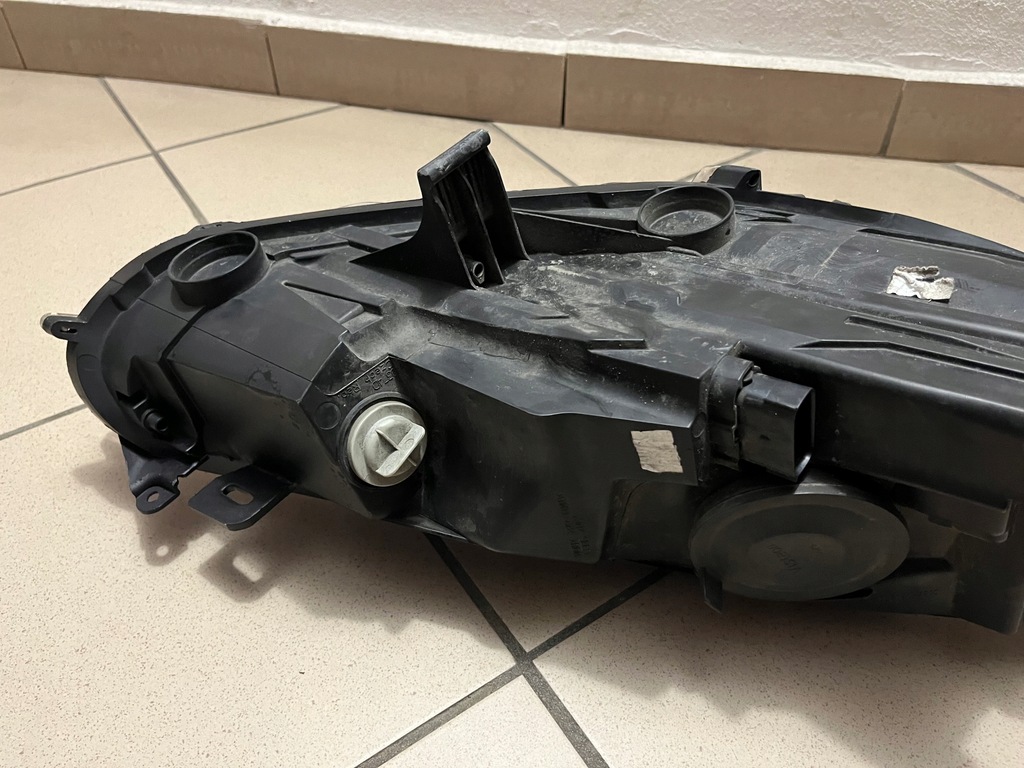 фото №10, Ford fiesta mk7 mk-7 lift c1bb 13- лампа передня перед ліва