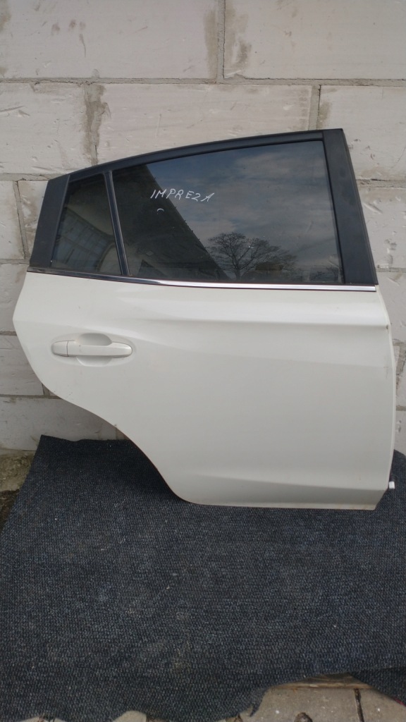 фото №1, Subaru xv lift impreza v двері праве задні задня