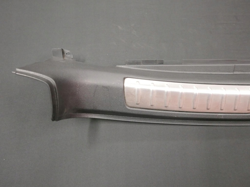 Bmw x6 f16 накладка корпус порог багажника 7314704 Киев