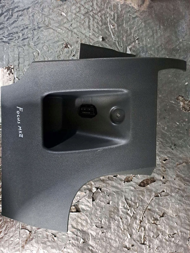 фото №1, Ford focus mk2 защита консоли 4m51a04324a