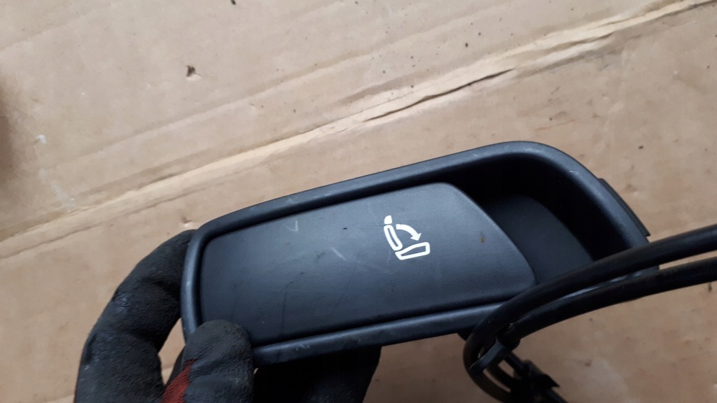 фото №6, Q5 8r ручка сидіння трос лівий задня 8r0885681a