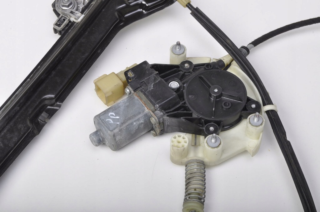 фото №7, Maserati ghibli iii подъемник стекло правый перед