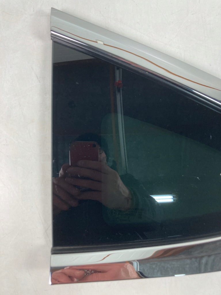 фото №2, Скло кузовна ліва tesla x