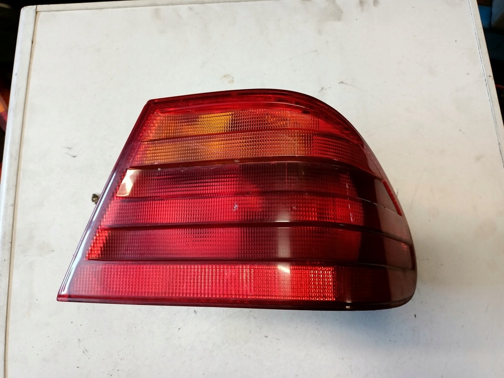 фото №1, Лампа права задня mercedes w210 sedan a2108204464