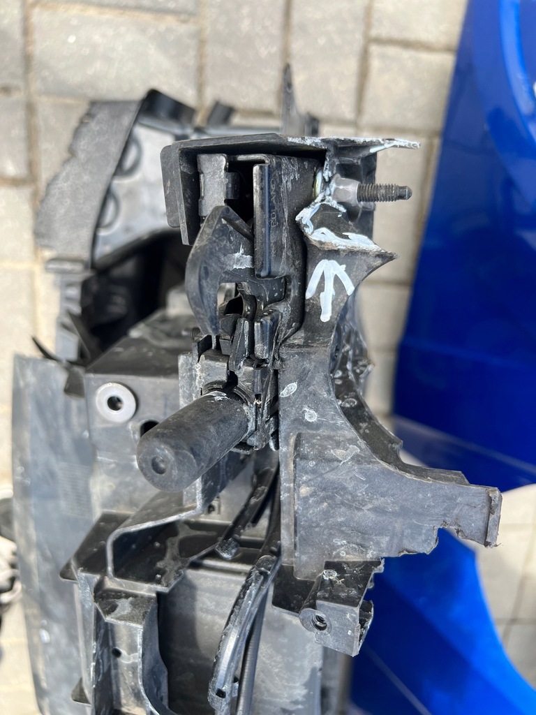 фото №13, Vw t-roc перед капот бампер лампы крыло pas