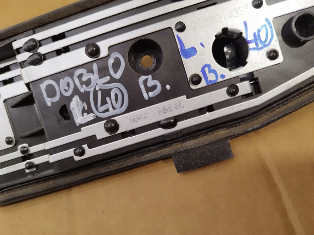 фото №10, Вкладиш лампи задня лівий fiat doblo ii lata 2010-2015 20380751