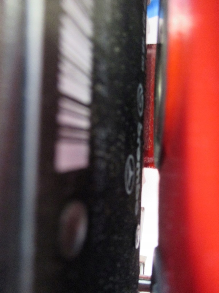 фото №11, Суппорт mercedes a klasa 177 amg правый новый перед