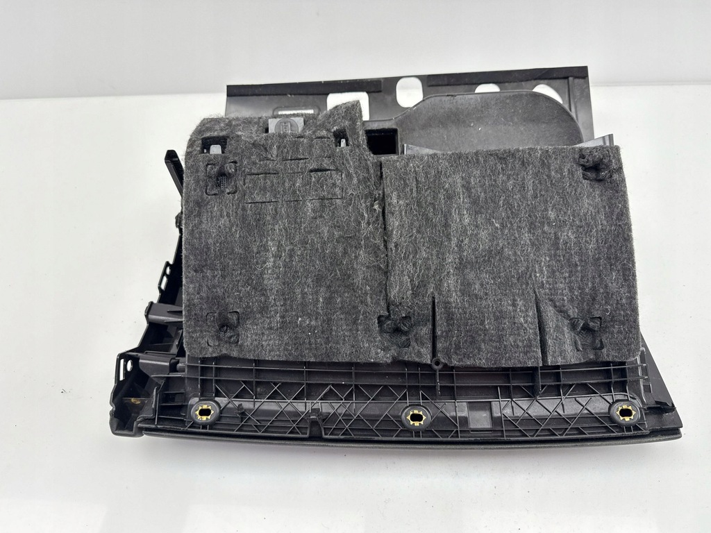 фото №9, Audi a6 c7 2015 с передний бардачок панели приборной панели