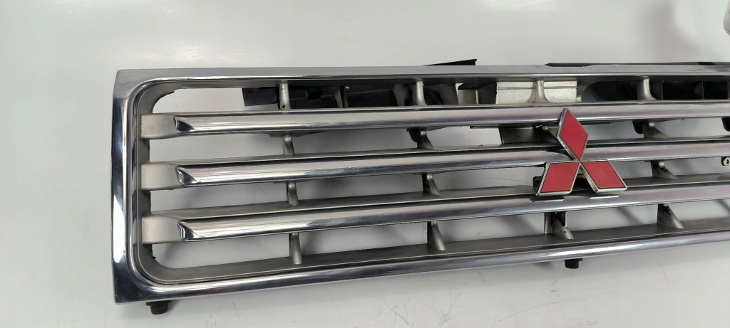 фото №7, Решітка радіатора решітка радіатора mb645720 mitshubishi pajero