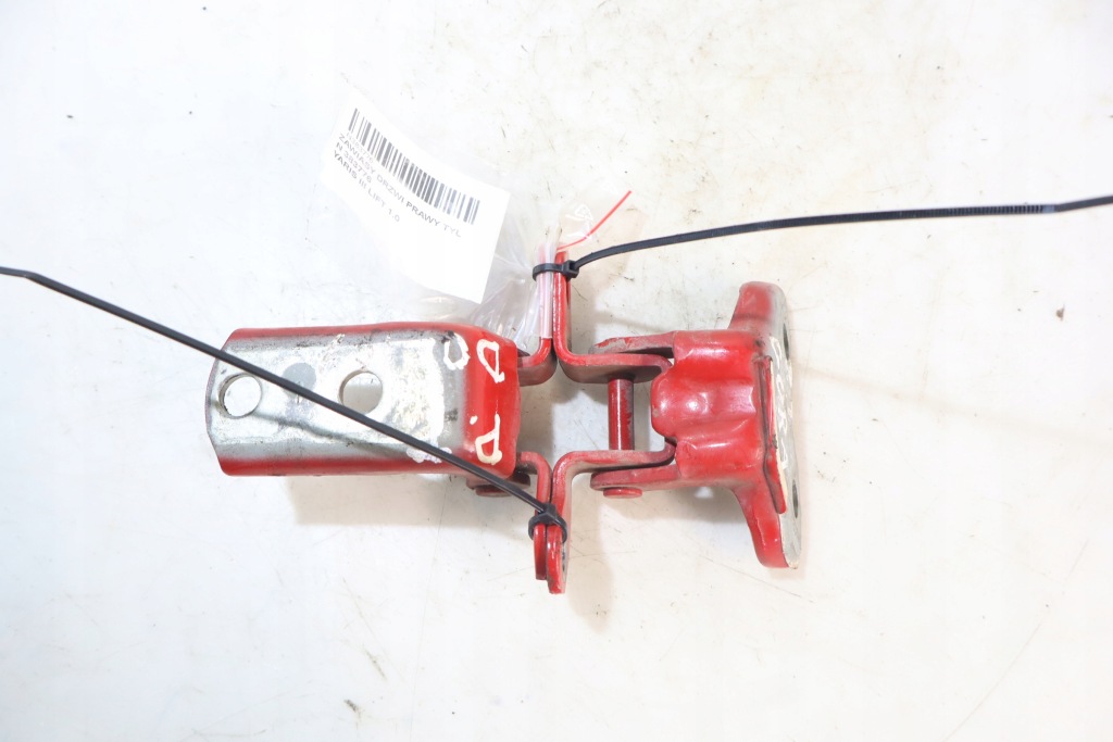 фото №1, Петли дверь правый задняя toyota yaris iii lift