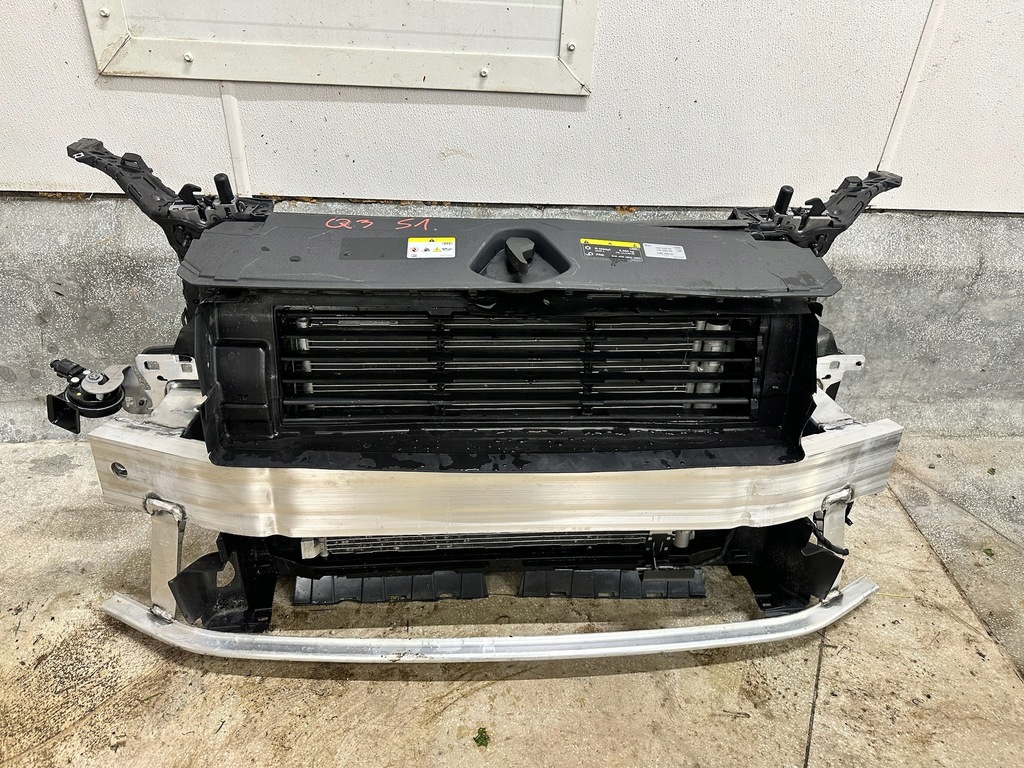 фото №11, Audi q3 83a 83f kompletny перед радиатор бампер pas передний full led