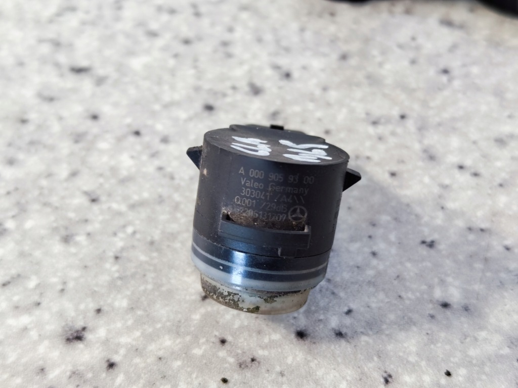 Датчик парковки pdc a0009059300 mercedes cla w117 c117 w246 w176 Недорого
