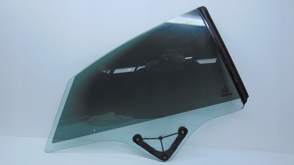 фото №1, | mercedes w207 стекло правый задняя крыла