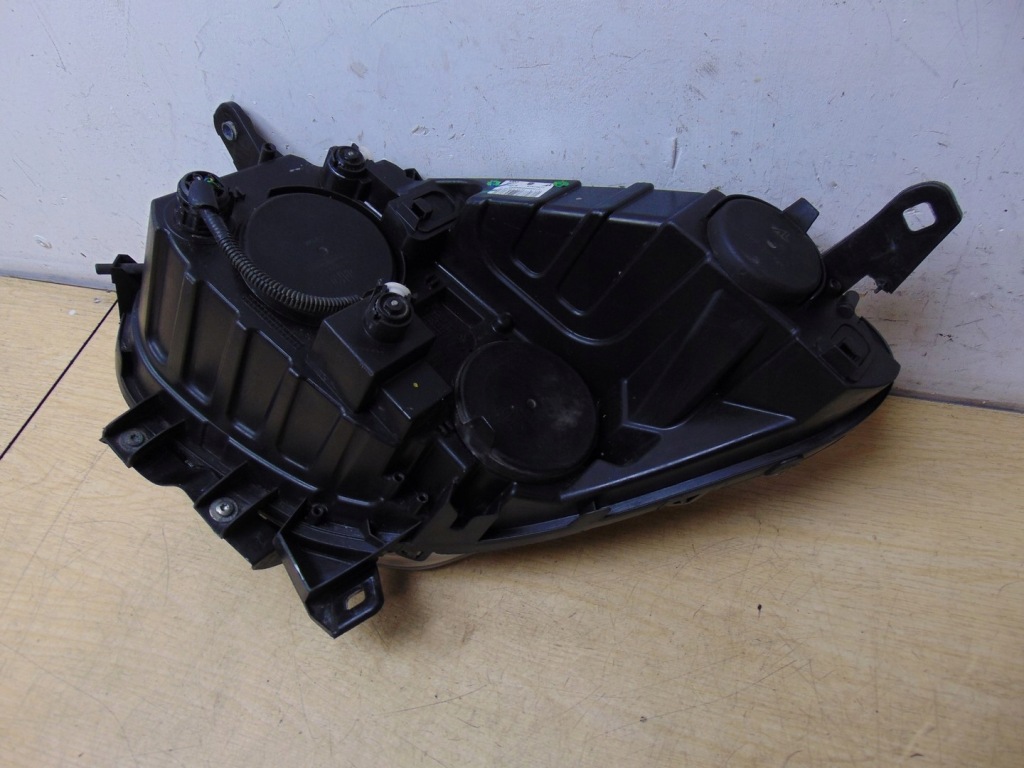 фото №8, Лампа права перед fiat doblo ii 51810671 europa