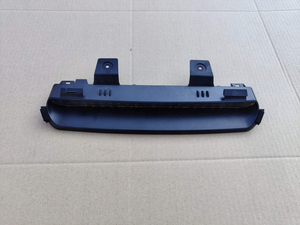 фото №1, Лампа свет trzeci стоп volvo v40 i kombi 99-04