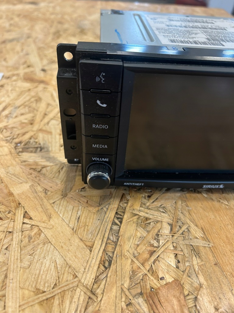 фото №3, Chrysler town country doge grand caravan радио дисплей