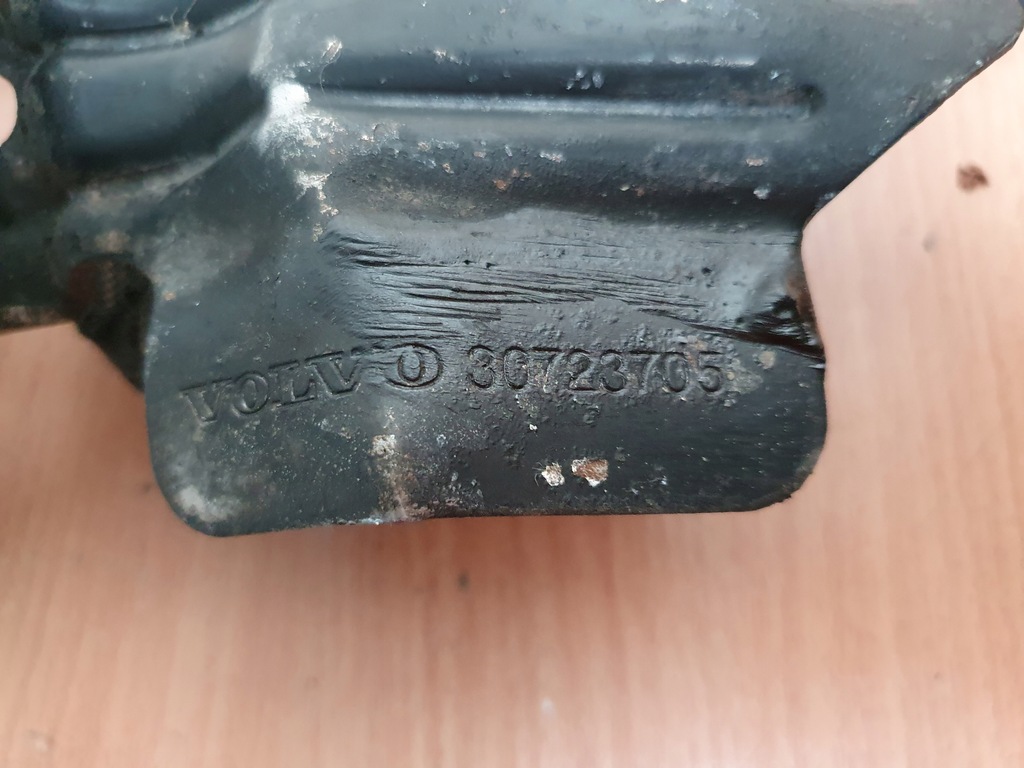 фото №7, Додаткова помпа циркуляція насос wody труба wąż 4.4 v8 volvo xc90 i 0392020104